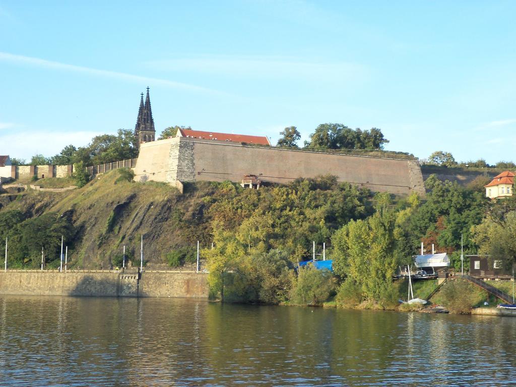 Villaprubezna Прага Экстерьер фото